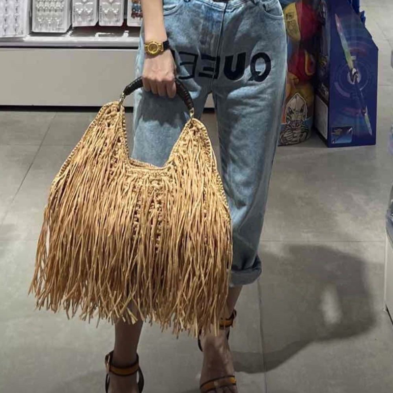 Bohemian Tassel Straw Handbag  - Ethnic Fashion Designers 리뷰 및 가격