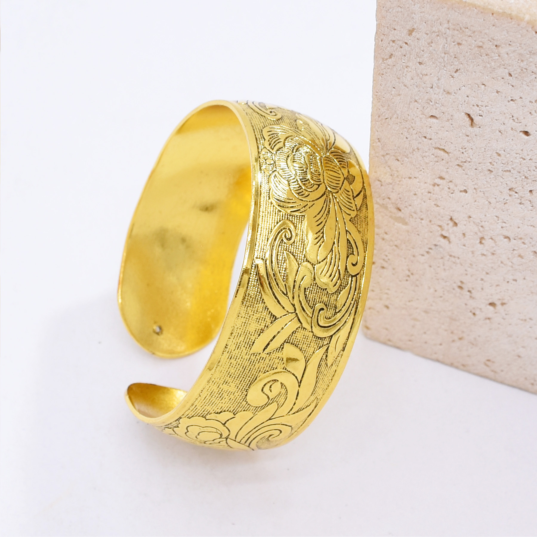 Vintage Golden Tibetan Silvery - Ethnic Fashion Pakistan 리뷰 및 가격