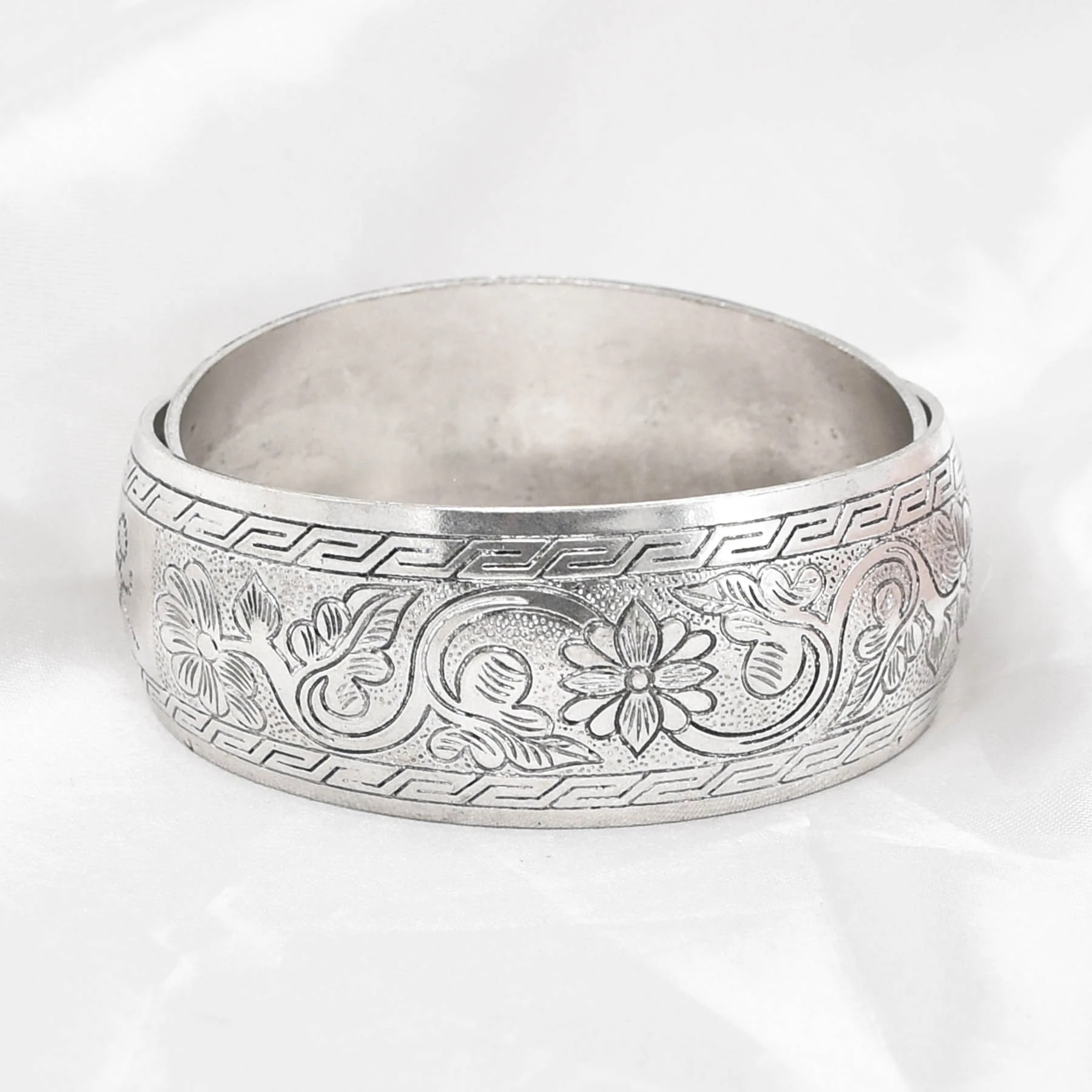 Vintage Golden Tibetan Silvery - Ethnic Fashion Pakistan 리뷰 및 가격