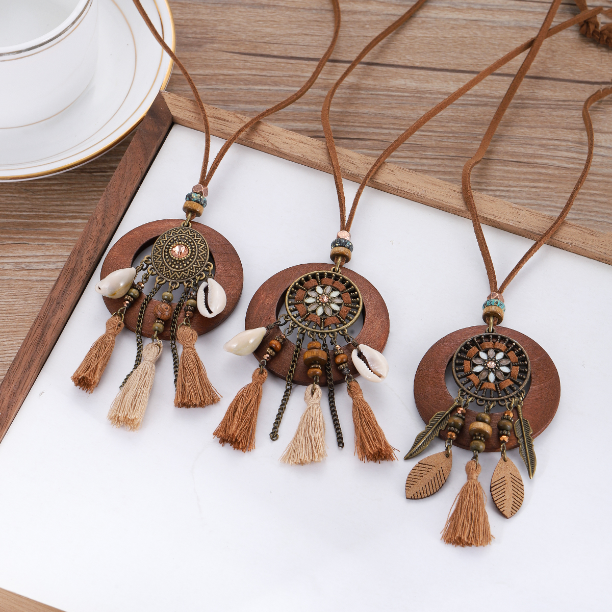 Retro Ethnic Round Wooden Long - Ethnic Fashion Wear For Women 리뷰 및 가격