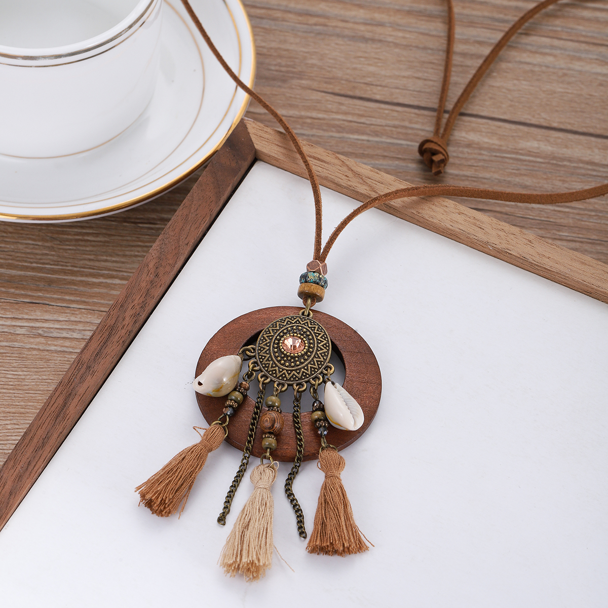 Retro Ethnic Round Wooden Long - Ethnic Fashion Wear For Women 리뷰 및 가격