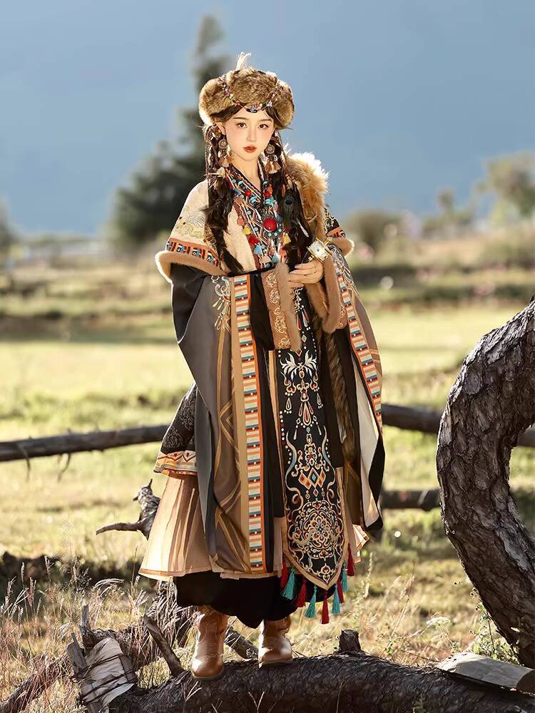 Ethnic Tibetan Style Embroider - Ethnic Clothing & Online Fashion Store Khaadi Us 리뷰 및 가격