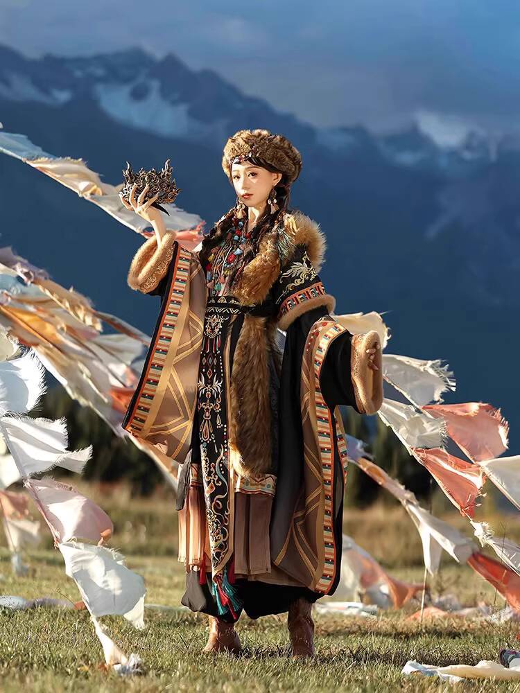 Ethnic Tibetan Style Embroider - Ethnic Clothing & Online Fashion Store Khaadi Us 리뷰 및 가격