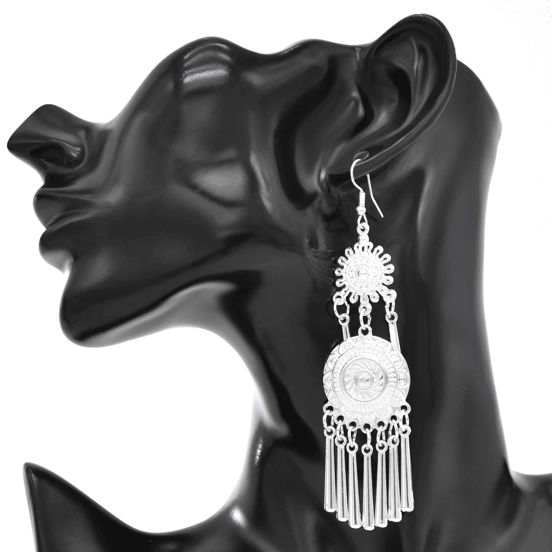 Miao Silvery Alloy Small Horn  - Ethnic Fashion Pakistan 리뷰 및 가격