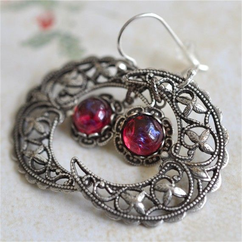 Vintage Inlaid Red Stone Moon  - Ethnic Fashion Wear For Women 리뷰 및 가격