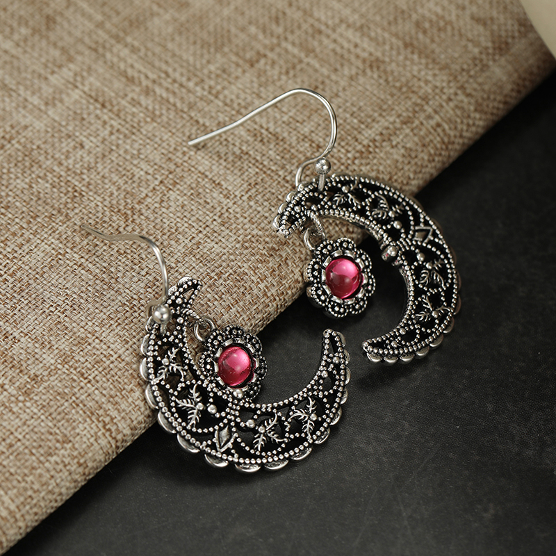 Vintage Inlaid Red Stone Moon  - Ethnic Fashion Wear For Women 리뷰 및 가격