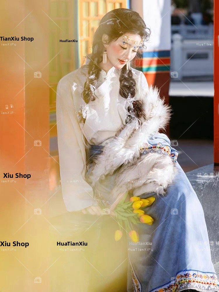 Tibetan Ethnic Women's  Robe F - Ethnic Clothing & Online Fashion Store Khaadi Us 리뷰 및 가격