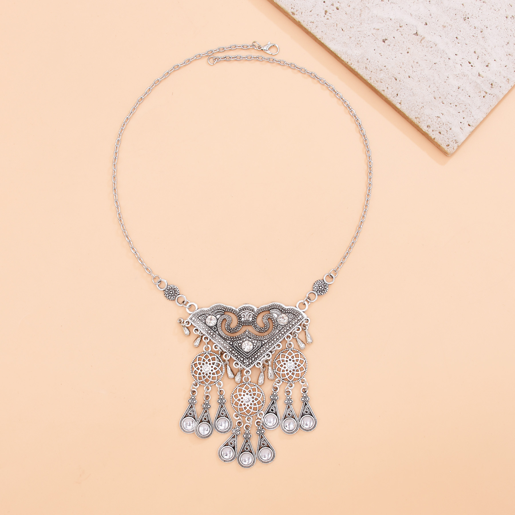 Ethnic Hollow Geometry Pendant - Ethnic Fashion Pakistan 리뷰 및 가격